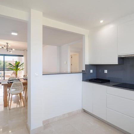 2306 - Brand New Apt, Walking Distance To Beach! Casares Buitenkant foto