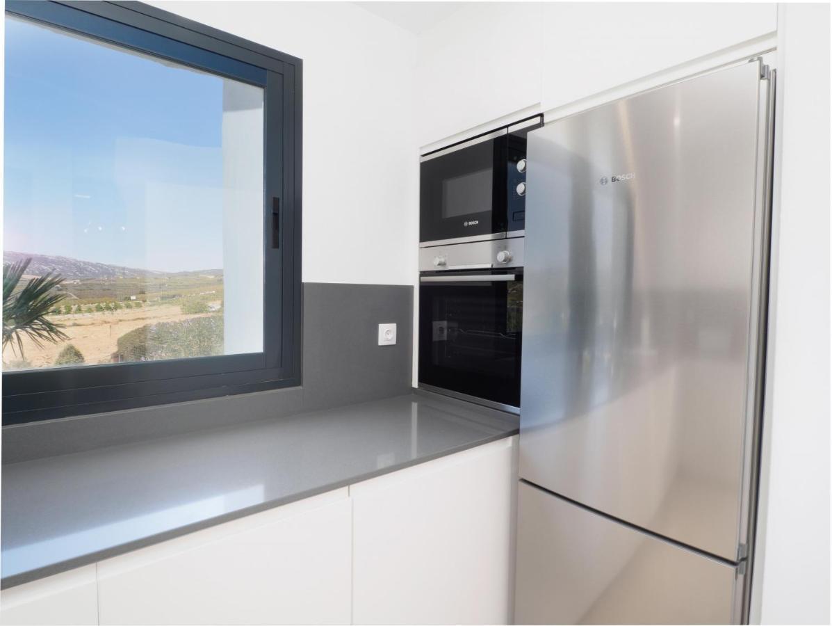 2306 - Brand New Apt, Walking Distance To Beach! Casares Buitenkant foto